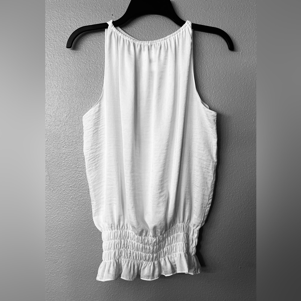 Fun 2 Fun Women's White Sleeveless Blouse, size L